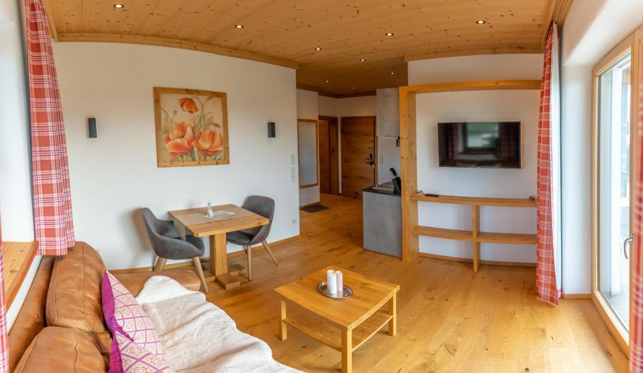 Madlhof Aparthotel Himmelreich Exterior photo